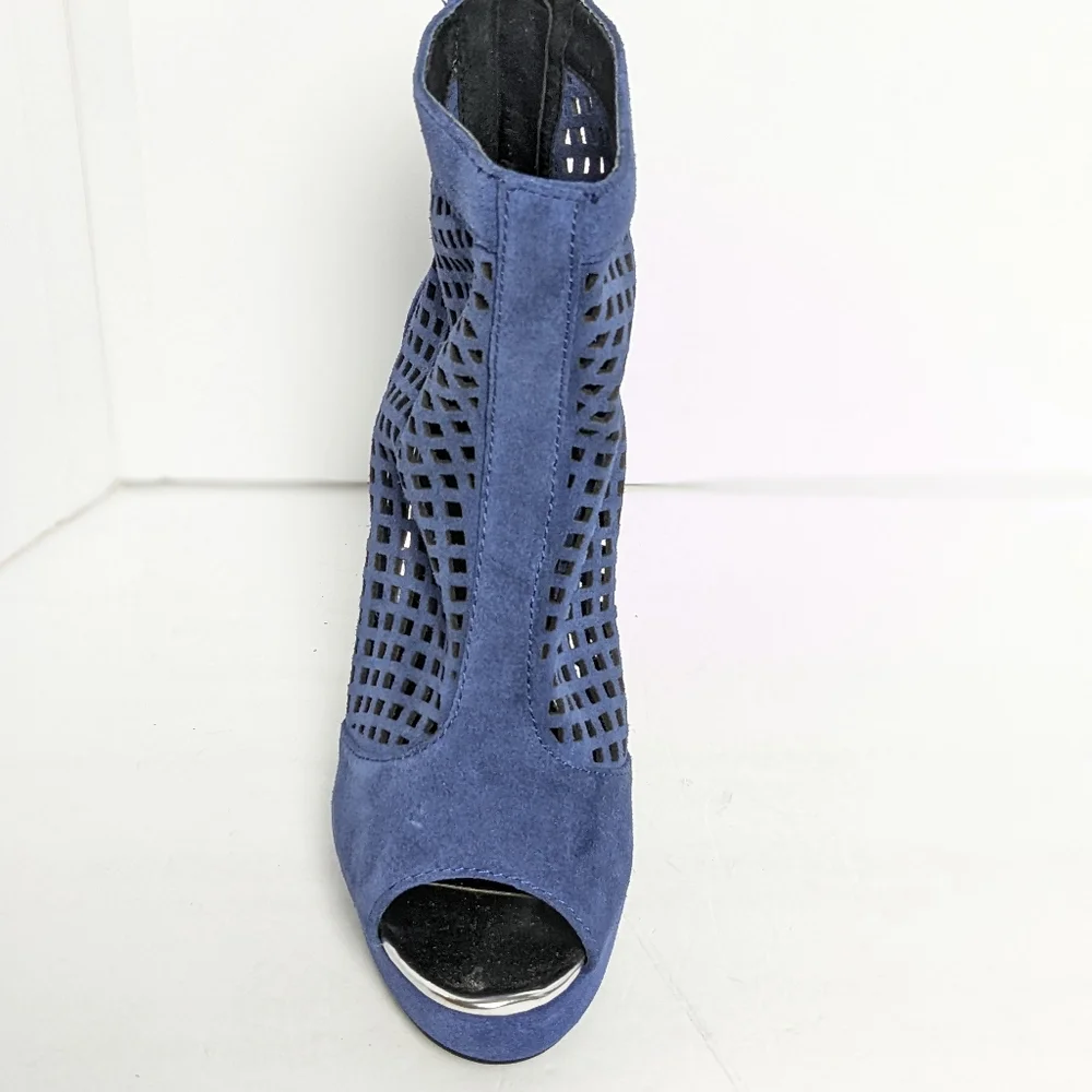Colin Stuart suede heels